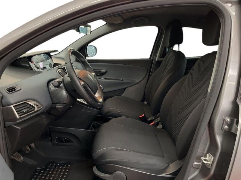 Lancia Ypsilon III 2021 1.0 firefly hybrid Gold s&s 70cv