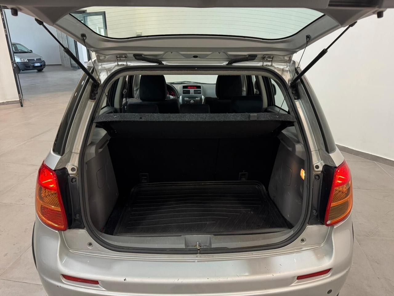 Suzuki SX4 S-Cross 1.6 16V 4WD Outdoor Line GPL
