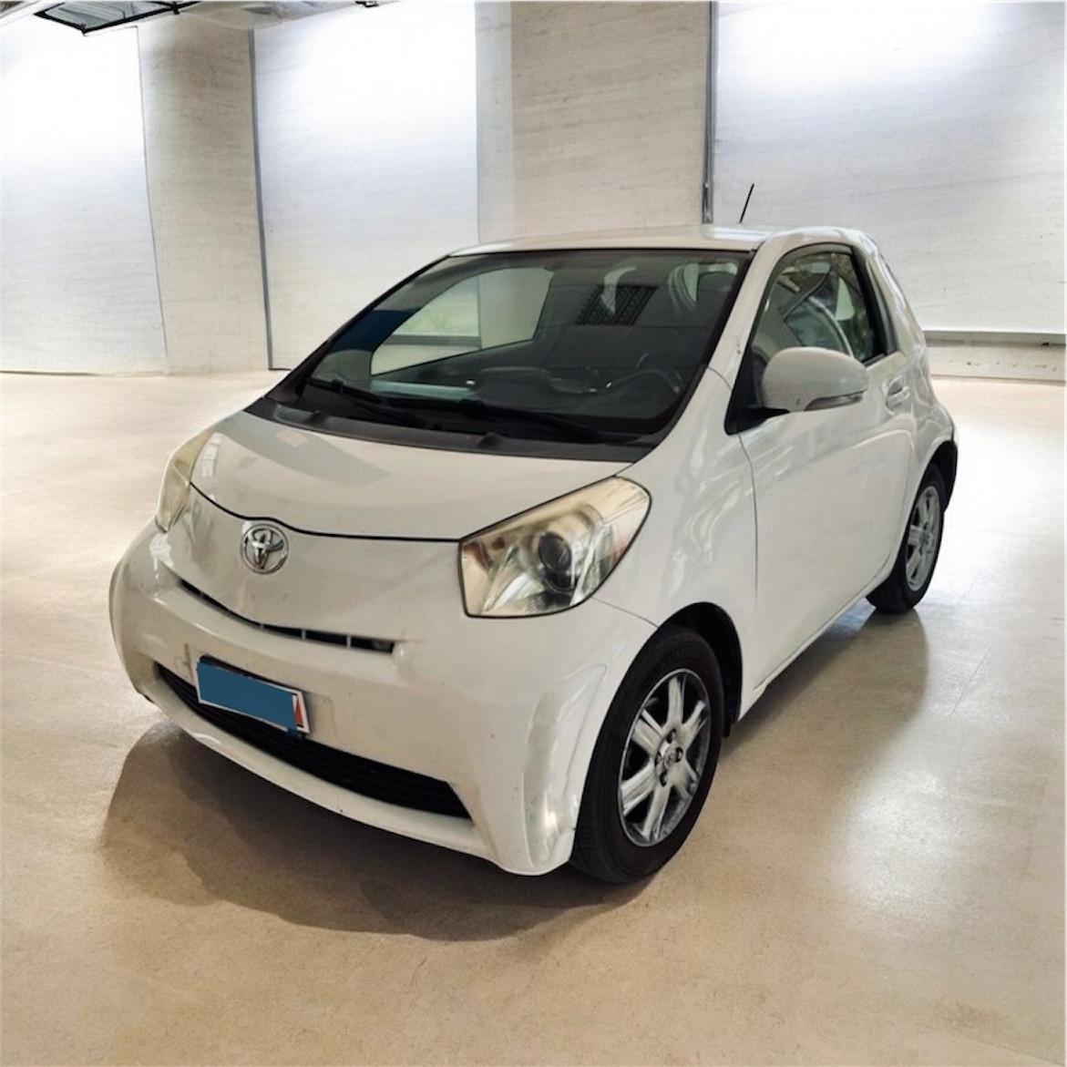 Toyota iQ 1.0
