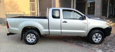 Toyota Hilux 2.5 D-4D 4WD Extra Cab PICK UP