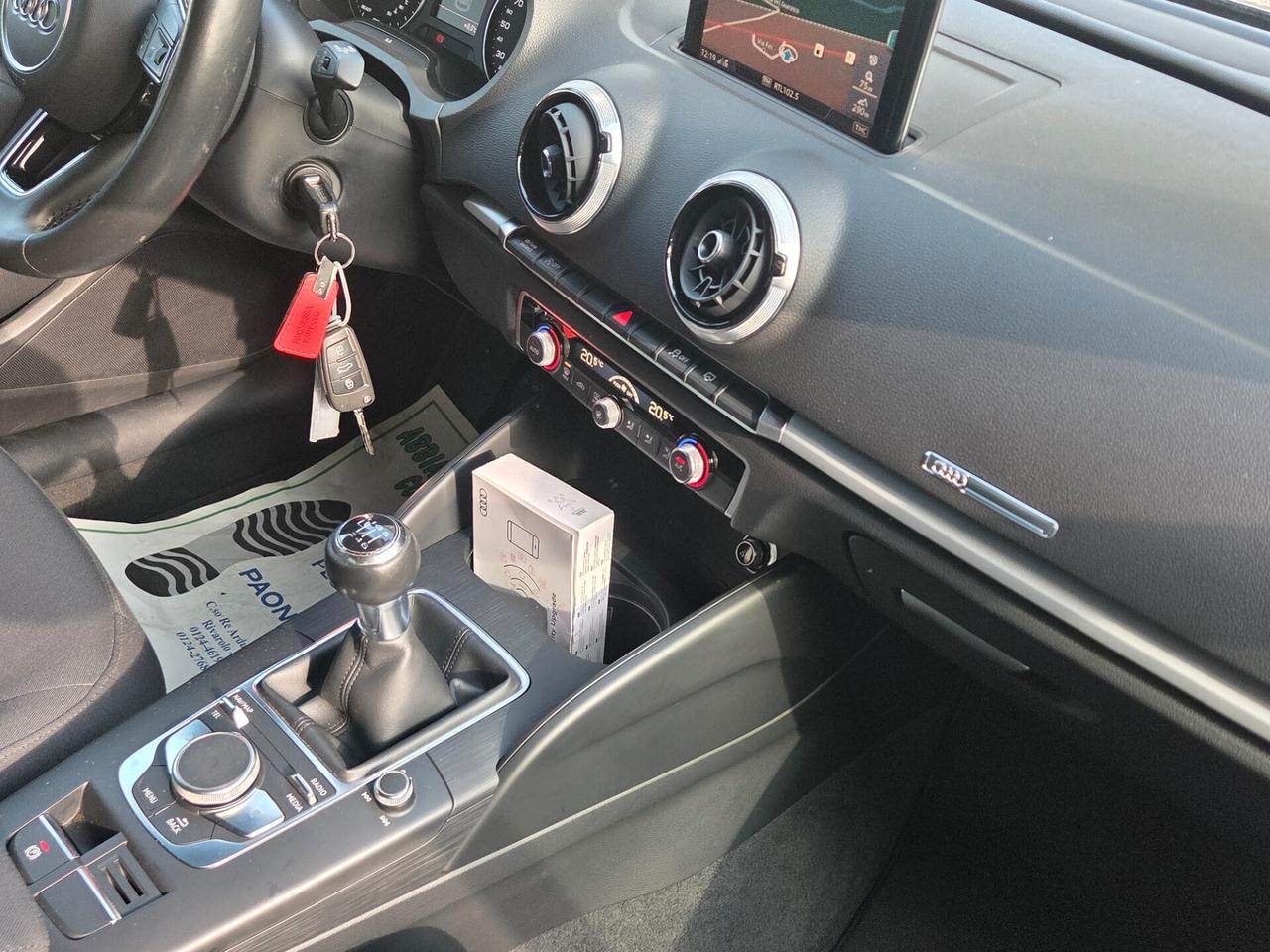 Audi A3 SPB 30 TFSI Admired