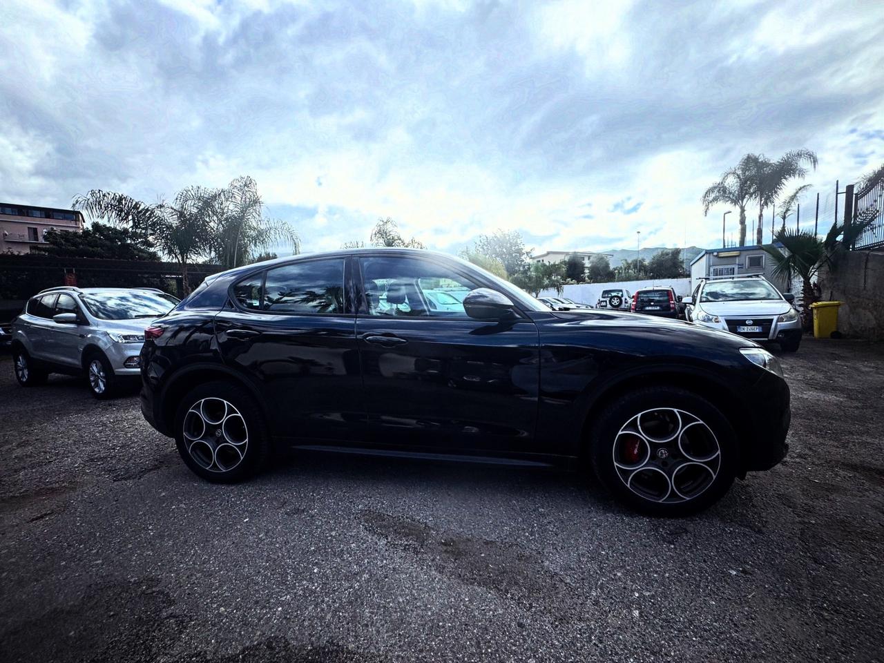 Alfa Romeo Stelvio 2.2 Turbodiesel 210 CV AT8 Q4 Super