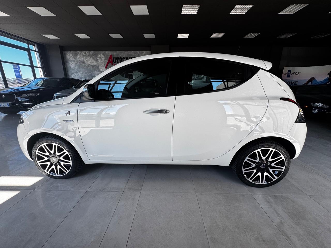 LANCIA YPSILON MY2023 GPL ALBERTA FERRETTI