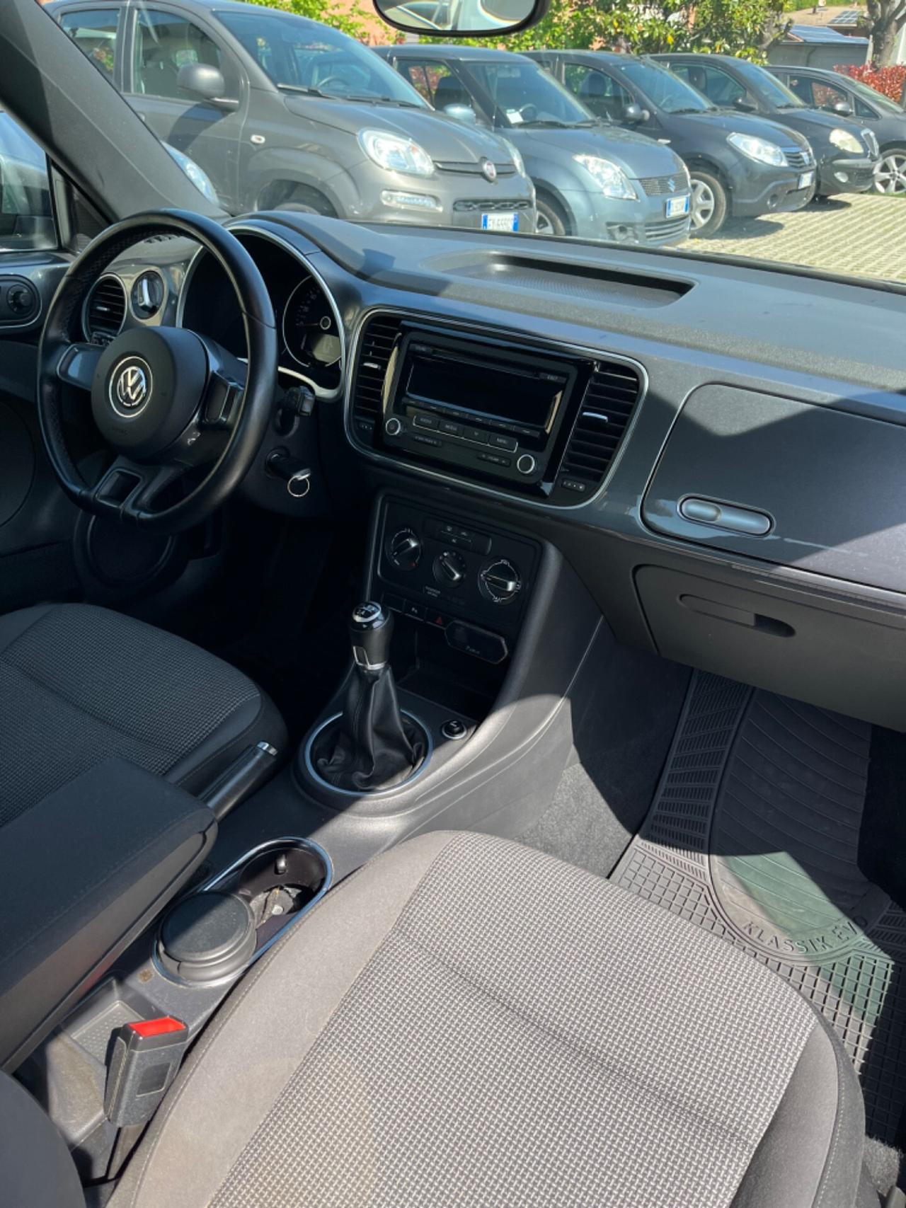 Volkswagen Maggiolino 1.6 TDI Design