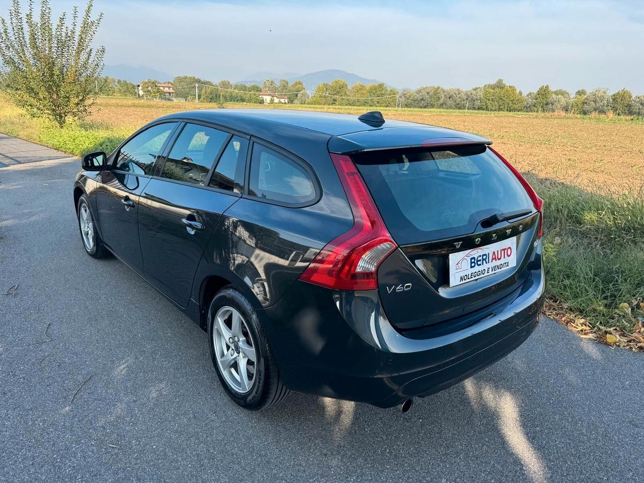 Volvo V60 D2