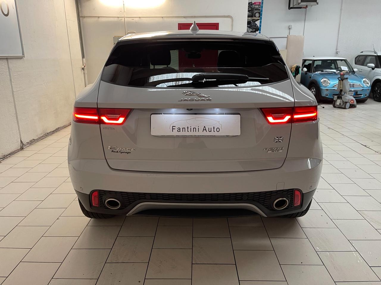 Jaguar E-Pace Dynamic 2.0 i4 awd 200cv auto-LEGGI SOTTO