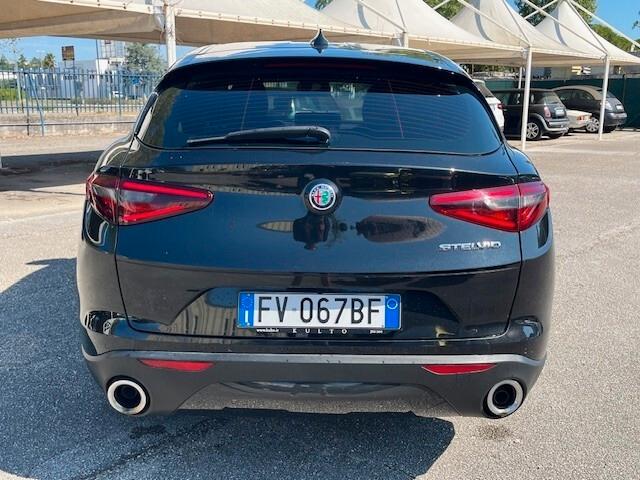 Alfa Romeo Stelvio 2.2 Turbodiesel 190 CV AT8 RWD Executive