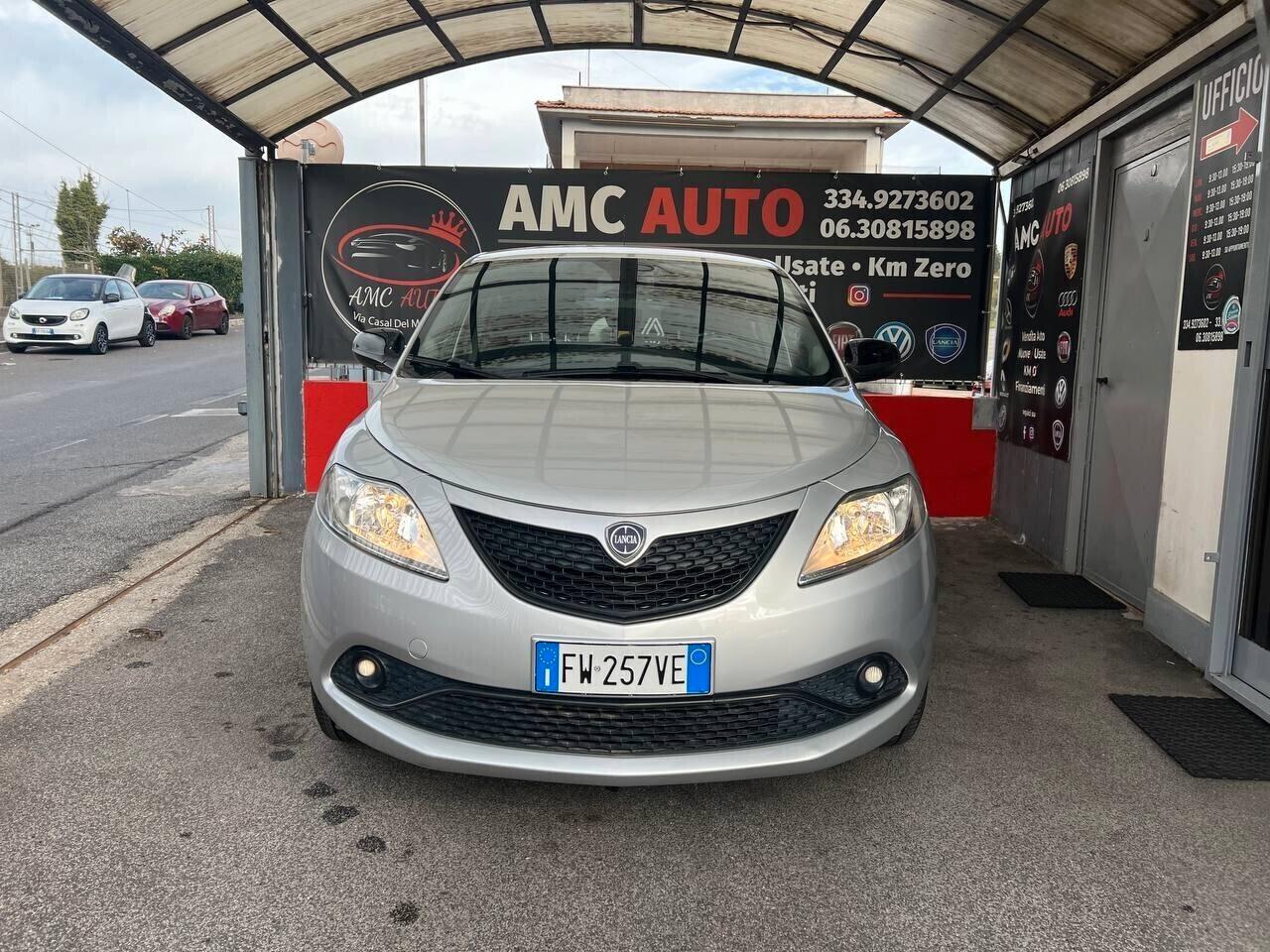 Lancia Ypsilon 1.2 69 CV 5 porte S&S Gold EURO 6 - NEOPATENTATI