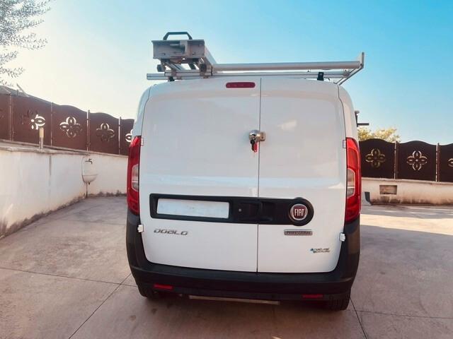 Fiat Doblo 1.4 TJET 120 CV PORTASCALA SCAFFALE PORTA LATERALE