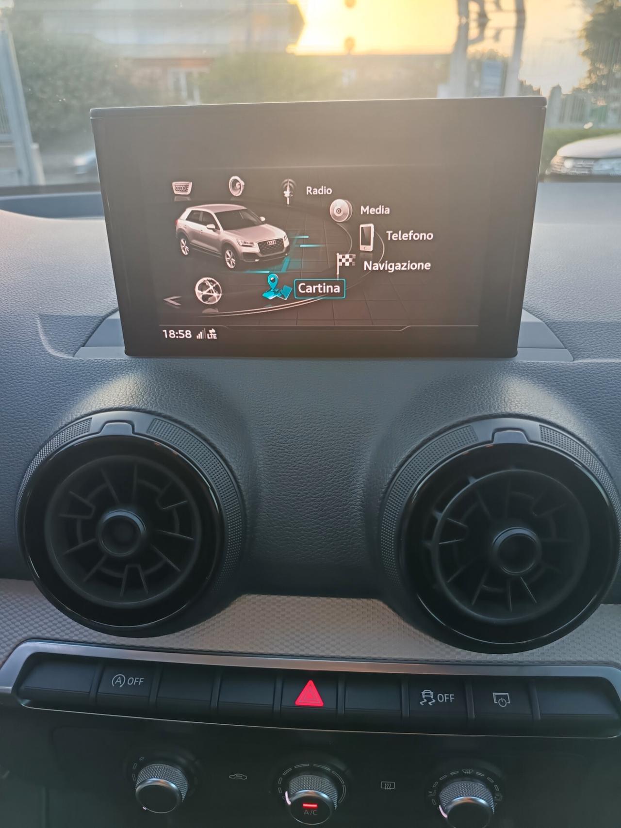Audi Q2 1.6 TDI S tronic Business