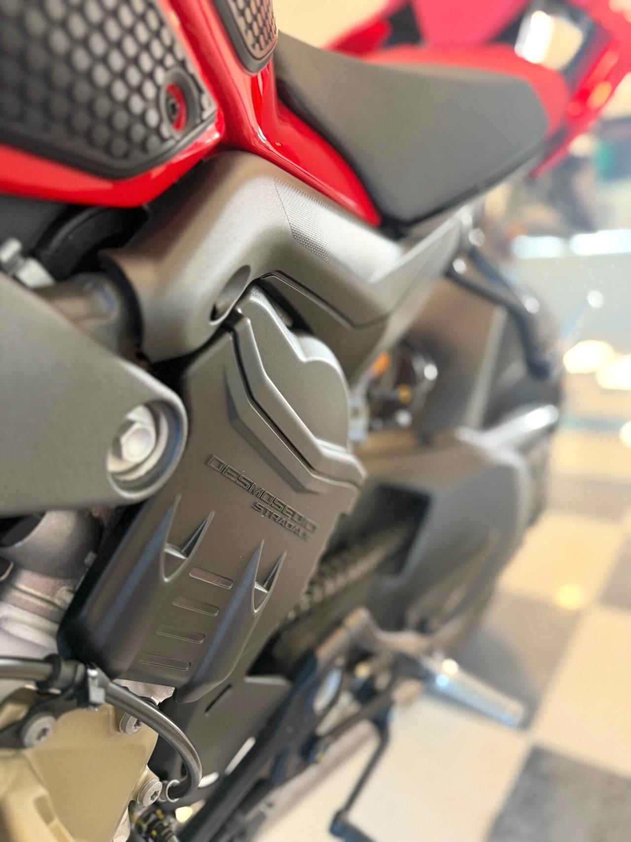 Ducati Streetfighter V4S