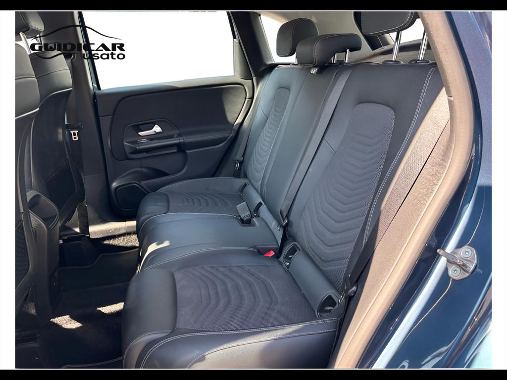 Mercedes-Benz Classe B - W247 2018 - B 180 d Sport auto