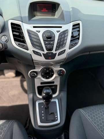 Ford Fiesta Fiesta 5p 1.4 16v Titanium auto