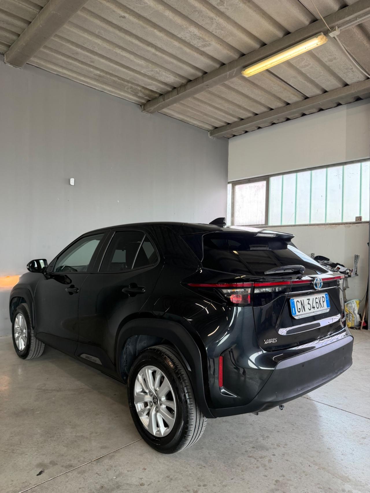 Toyota Yaris Cross 1.5 Hybrid 5p. E-CVT Business