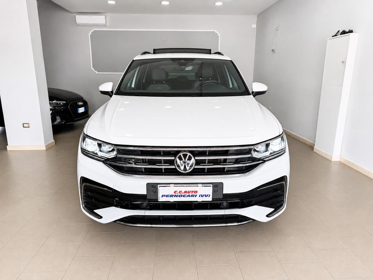 Volkswagen Tiguan 2.0 TDI 150 CV SCR DSG R-Line