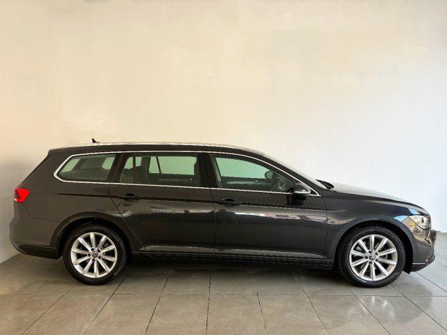 VOLKSWAGEN Passat Variant 2.0 TDI DSG ELEGANCE ---40000km