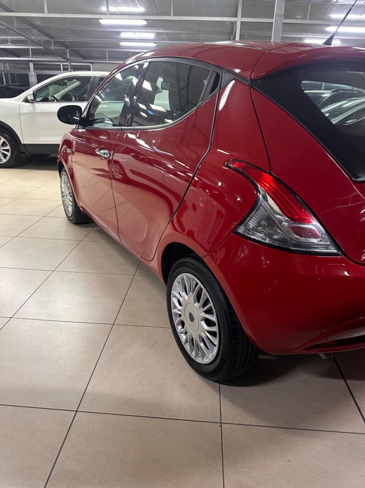 Lancia Ypsilon 1.3 MJT 16V 95 CV 5 porte S&S Elle