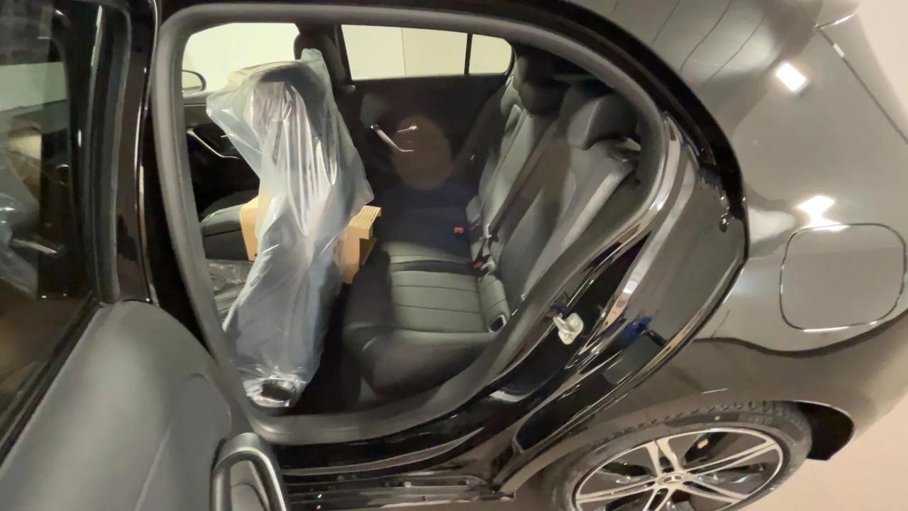 Mercedes-benz A 180 A 180 d Automatic Sport