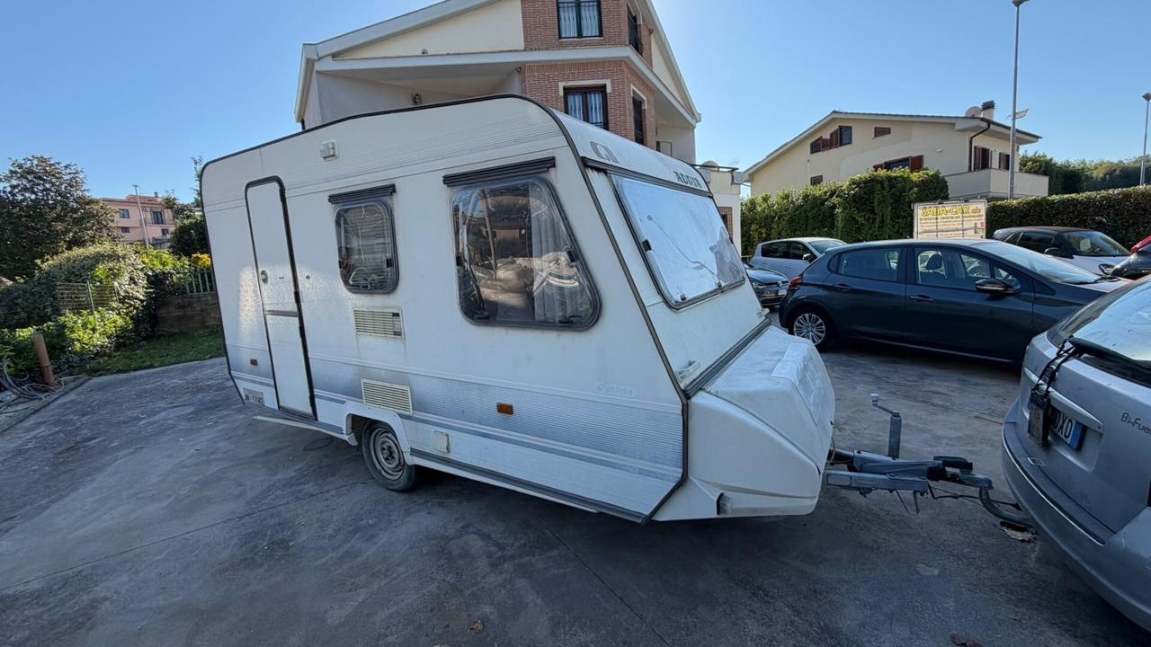 Adria 4052