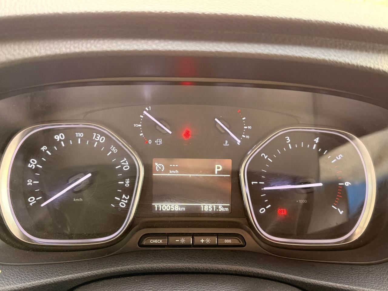 Peugeot Traveller BlueHDi 180 S&S EAT8 Long Business Vip