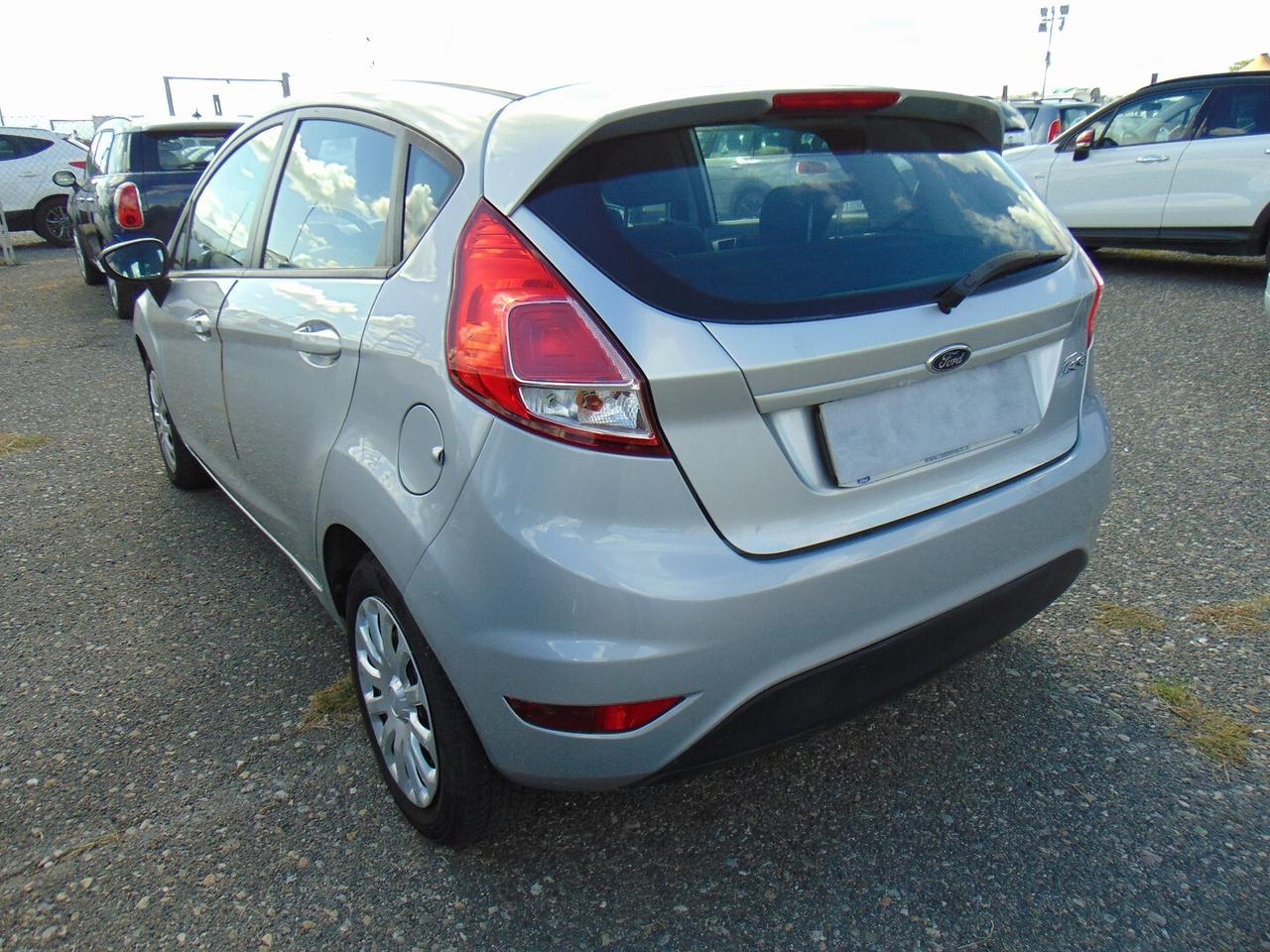 lancia ypsilon 1.3 mjt