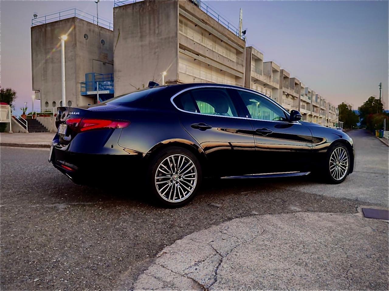 Alfa Romeo Giulia 2.2 Turbodiesel 180 CV Sport