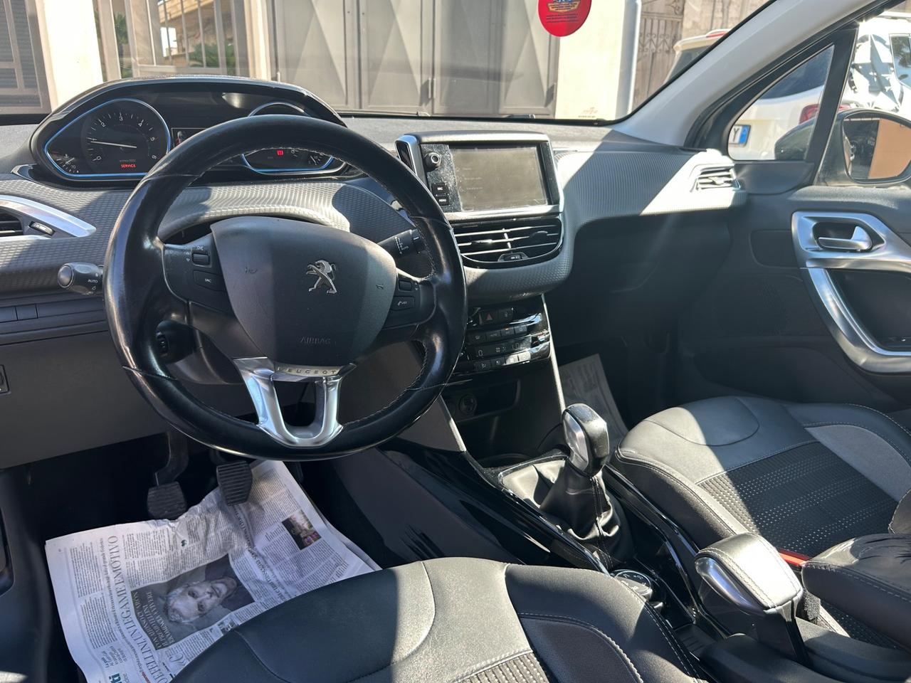 Peugeot 2008 BlueHDi 100 Allure