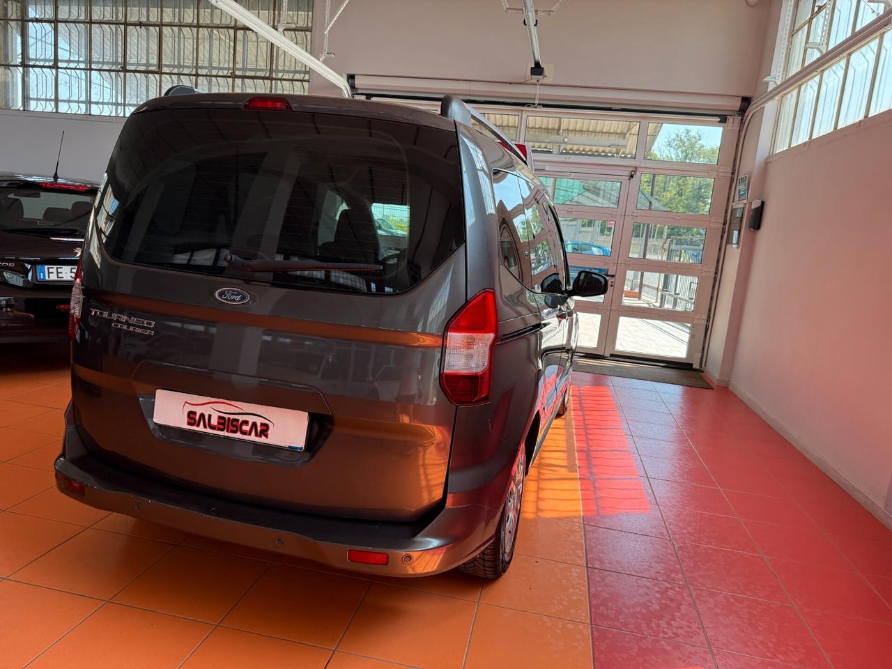 Ford Tourneo Courier 1.5 TDCI 75 CV Plus