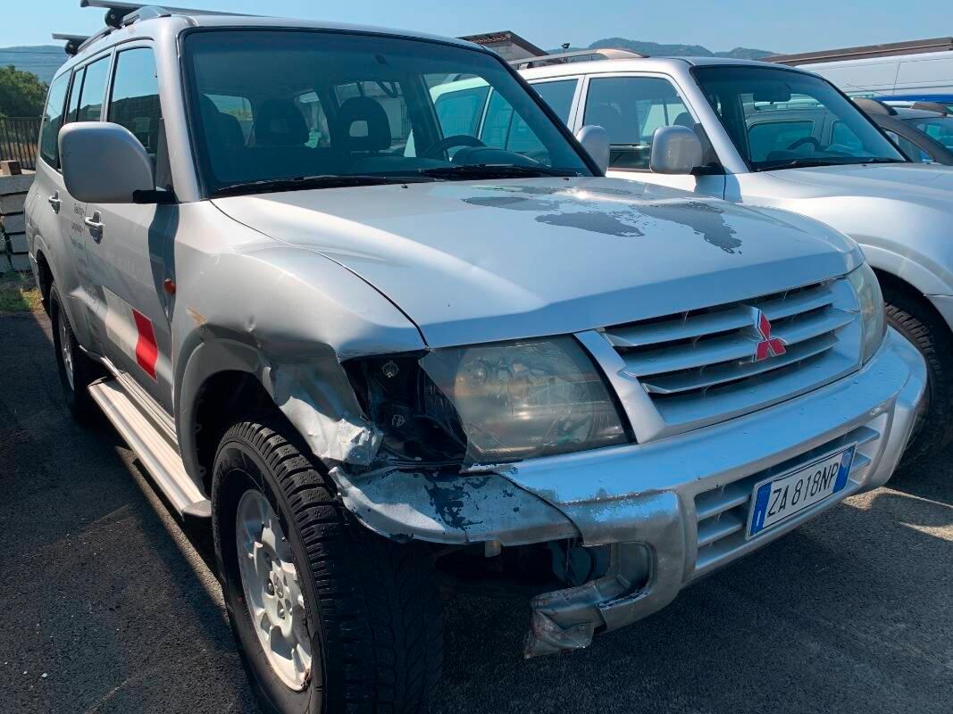 Mitsubishi Pajero 5p 2.5 tdi GLS-1 115cv