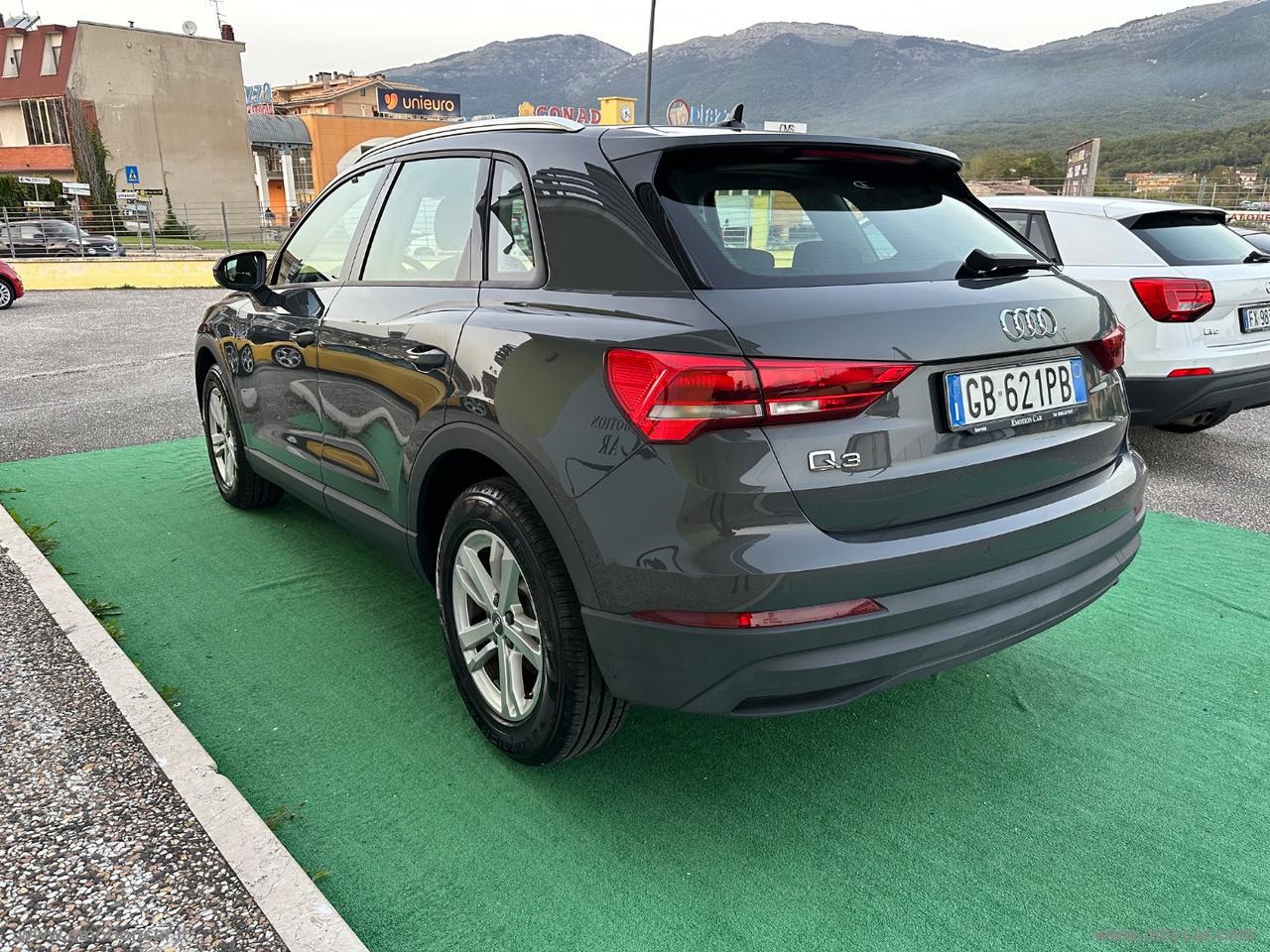 AUDI Q3 35 TDI S tronic Business - 2020