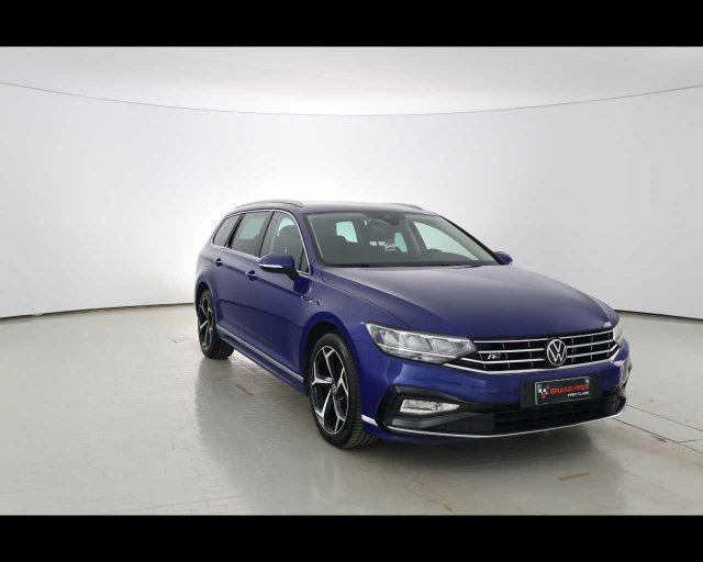 VOLKSWAGEN Passat Variant 2.0 TDI SCR EVO DSG Executive