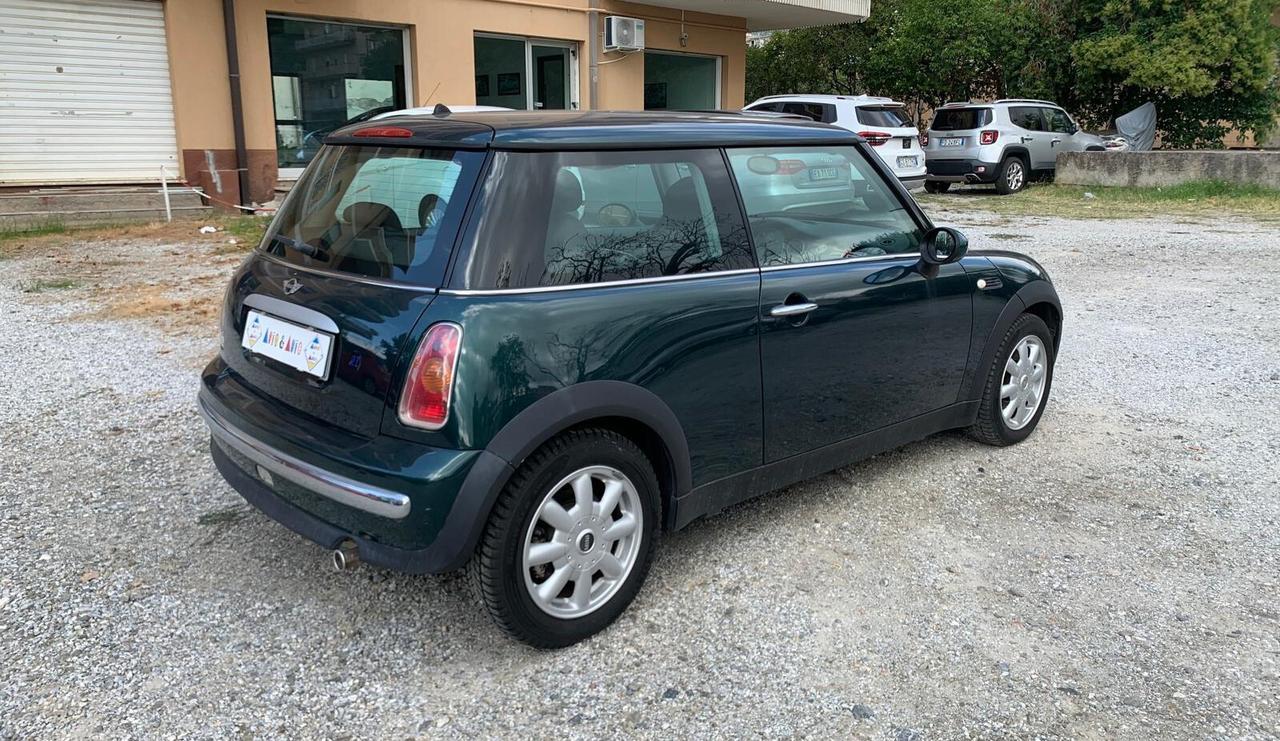 Mini 1.6 16V One de luxe