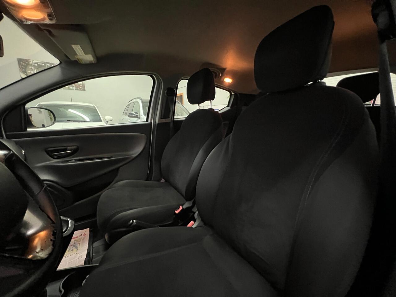 Lancia Ypsilon 1.3 MJT 16V 95 CV 5 porte S&S Platinum