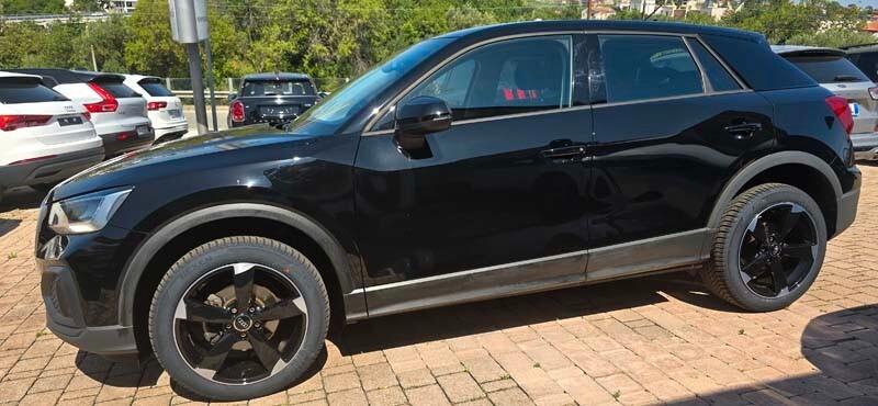 Audi Q2 35 TDI S tronic Business Advanced