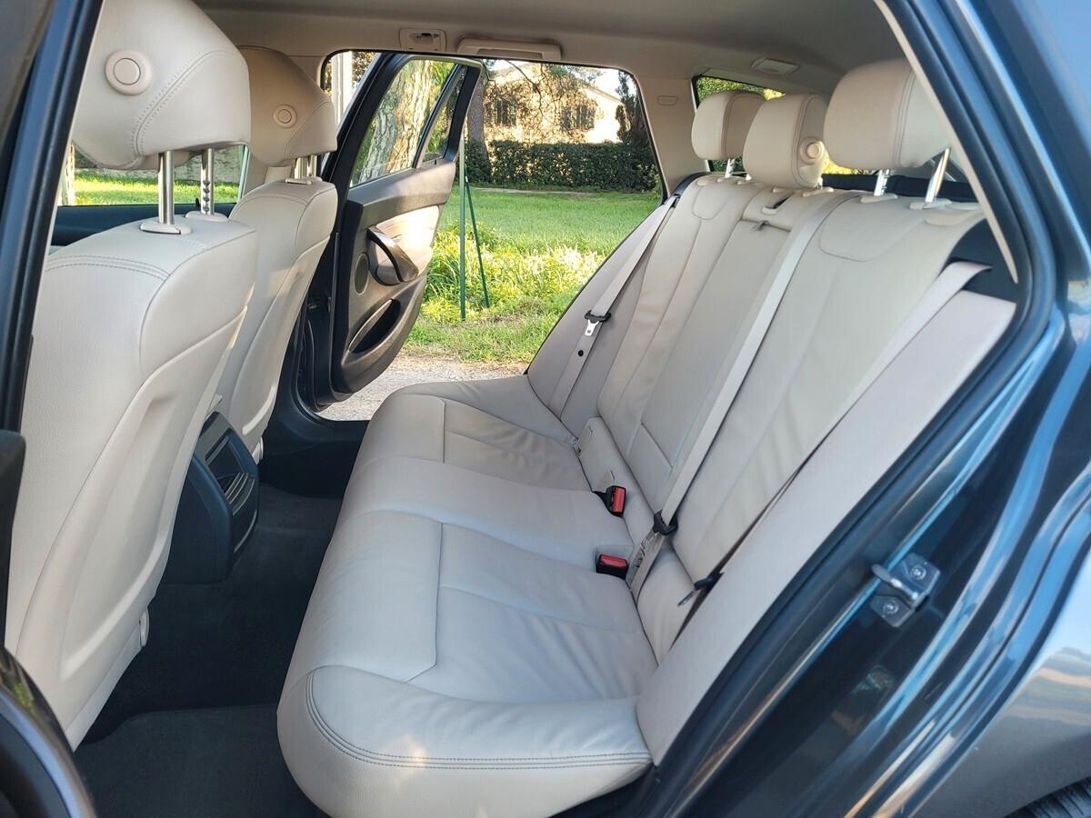 Bmw 320d xDrive Touring Modern