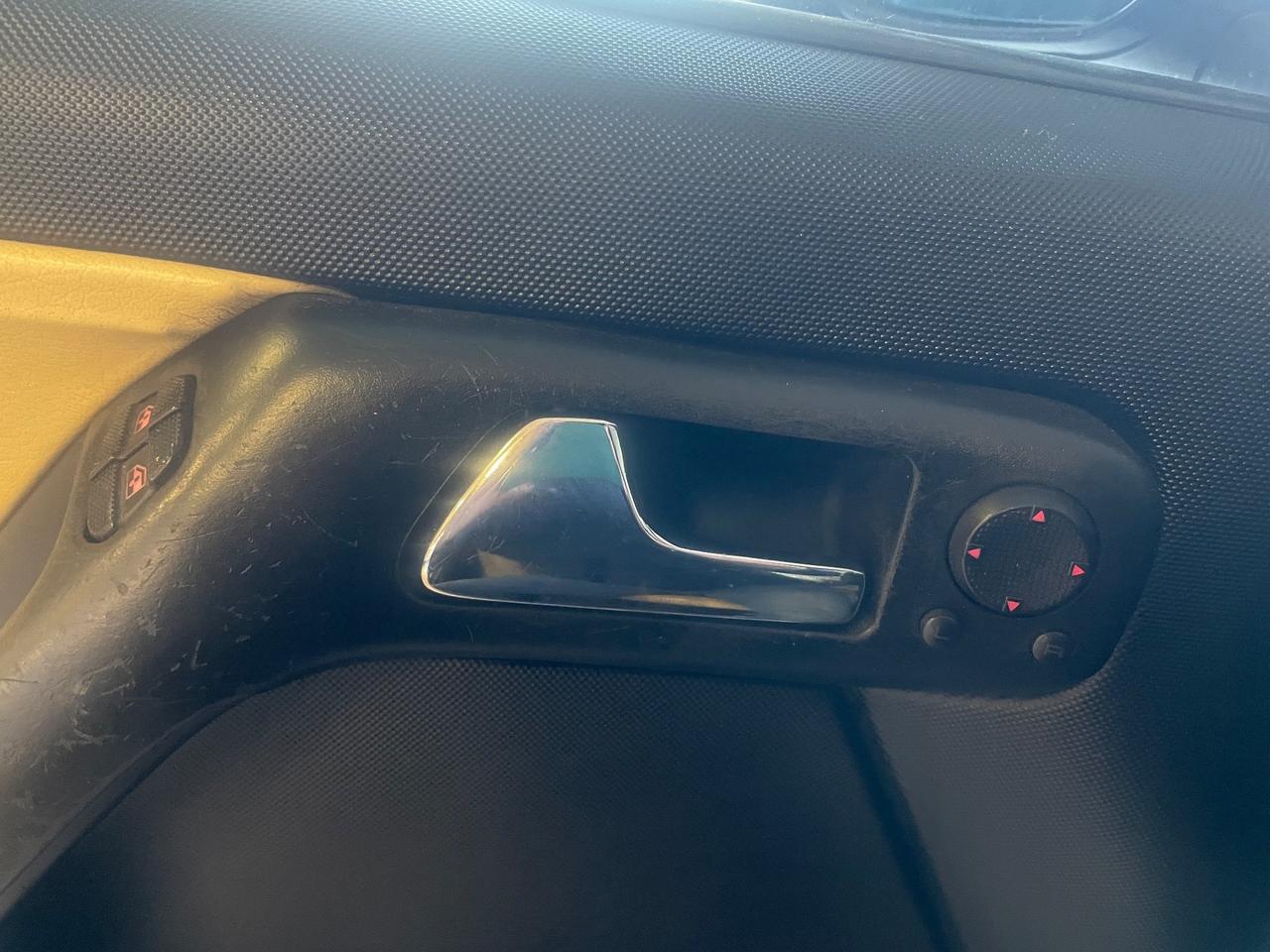 Volkswagen Golf Cabriolet 1.6 cat Highline