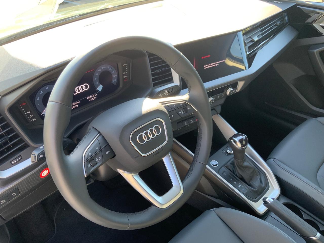 Audi A1 allstreet 30 TFSI S tronic Business