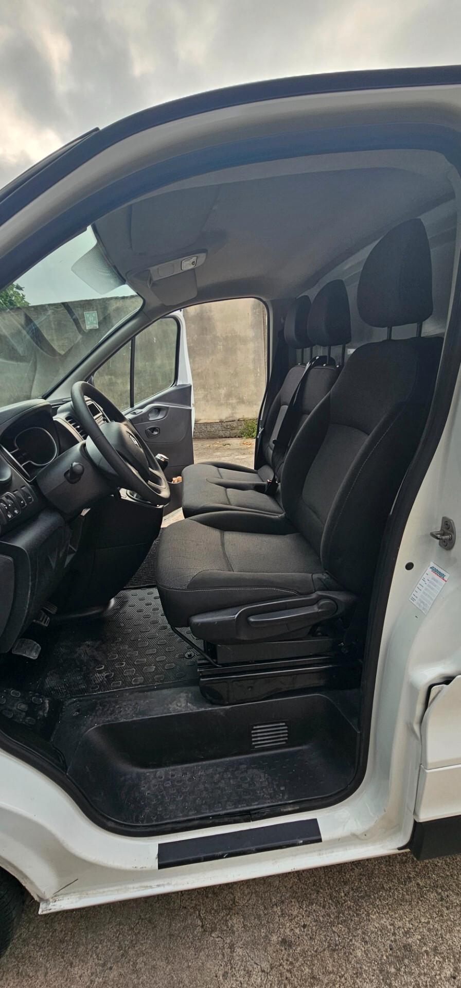 Renault Trafic T29 2.0 dCi 120CV PL-TN Furgone Ice Plus