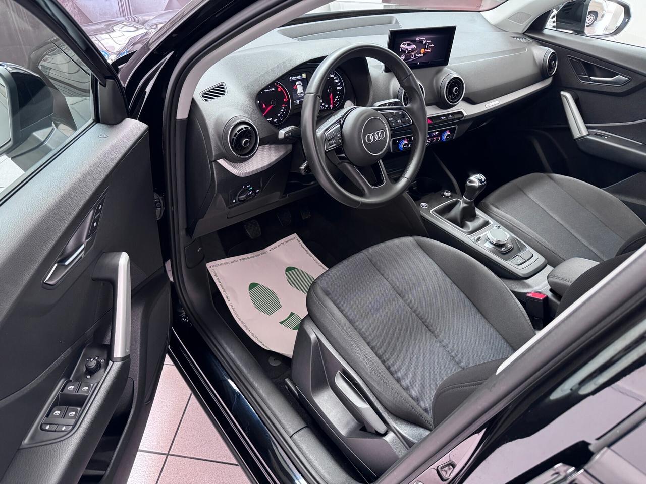 Audi Q2 30 TDI Identity Black - 2023