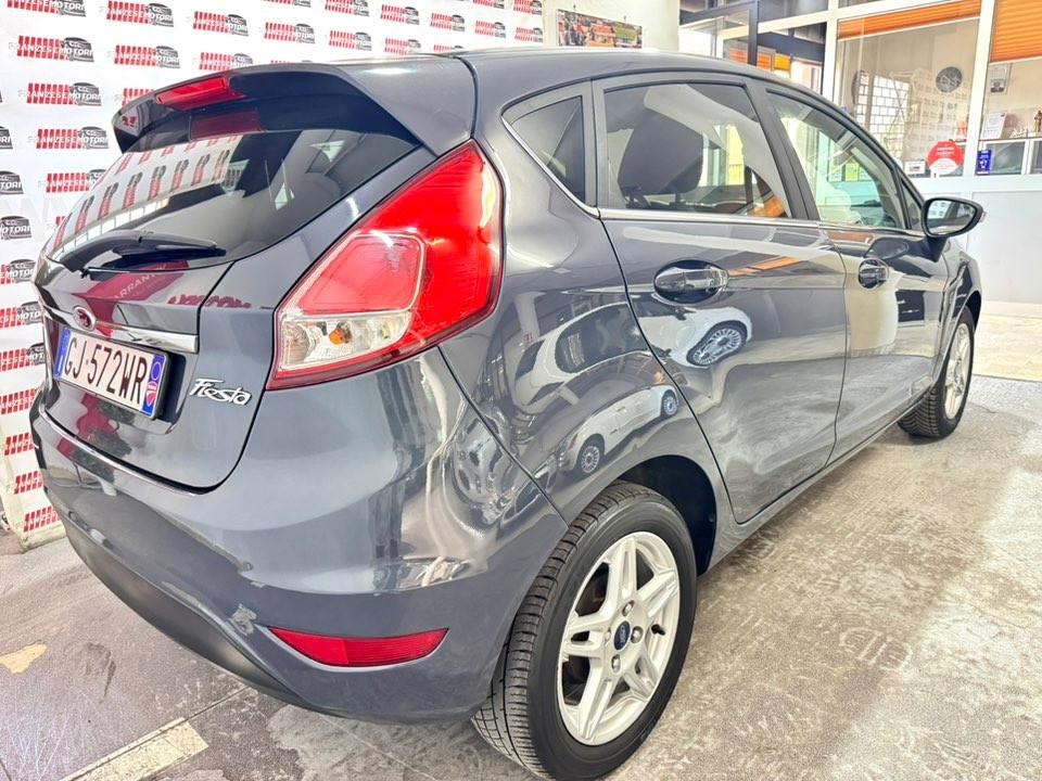 Ford Fiesta 1.4 5p. Bz.- GPL Titanium