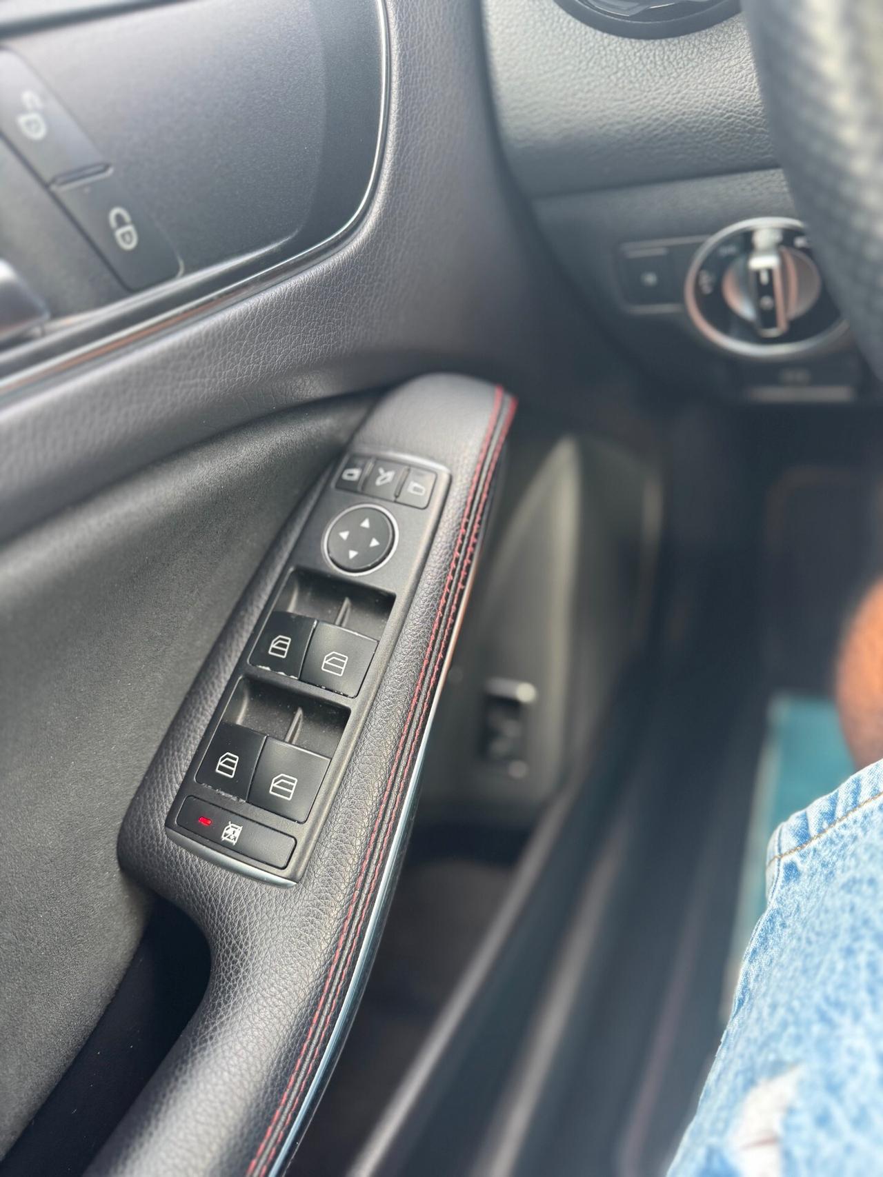 Mercedes-benz GLA 200 d Premium GRIGIO OPACO