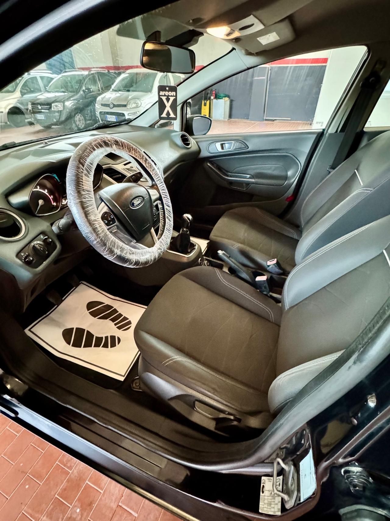 Ford Fiesta 1.4 5p. Bz.- GPL Titanium