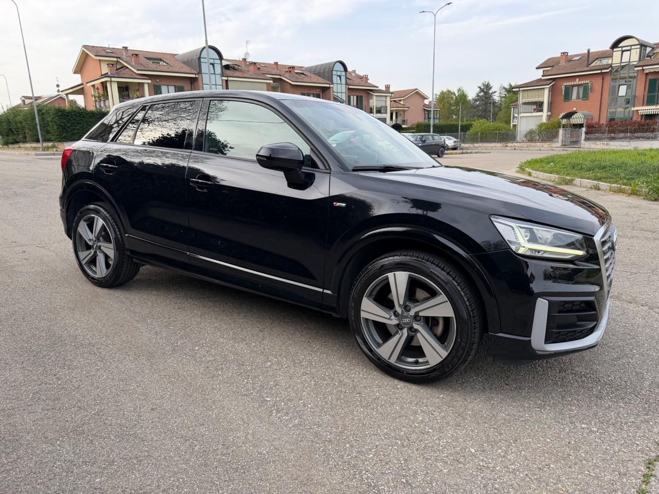 Audi Q2 30 TDI S tronic line Edition