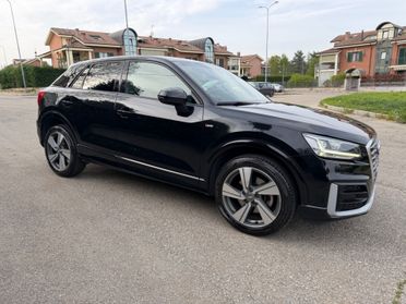 Audi Q2 30 TDI S line Edition interno ed esterno