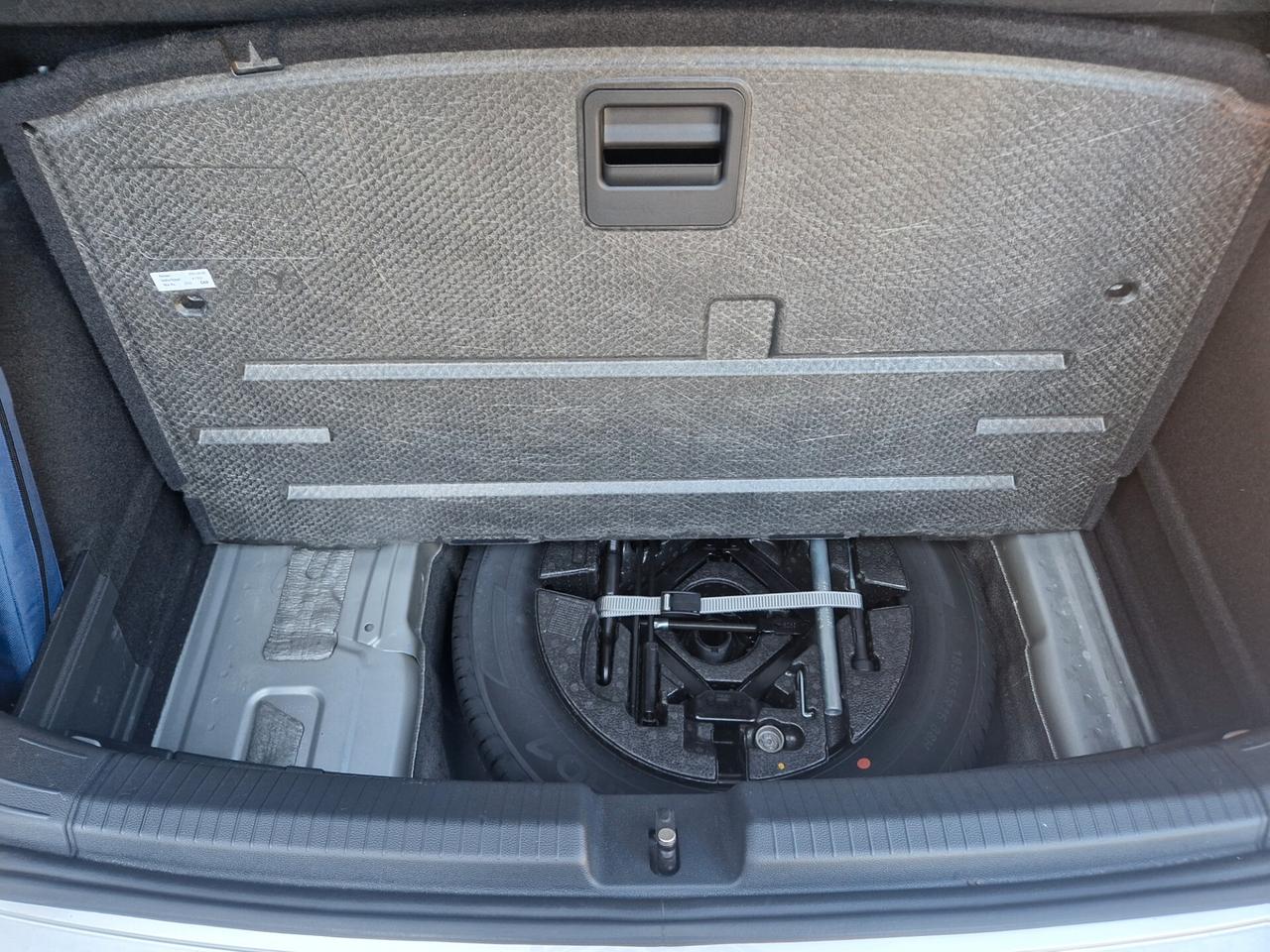 Volkswagen Polo 1.0 TSI Style