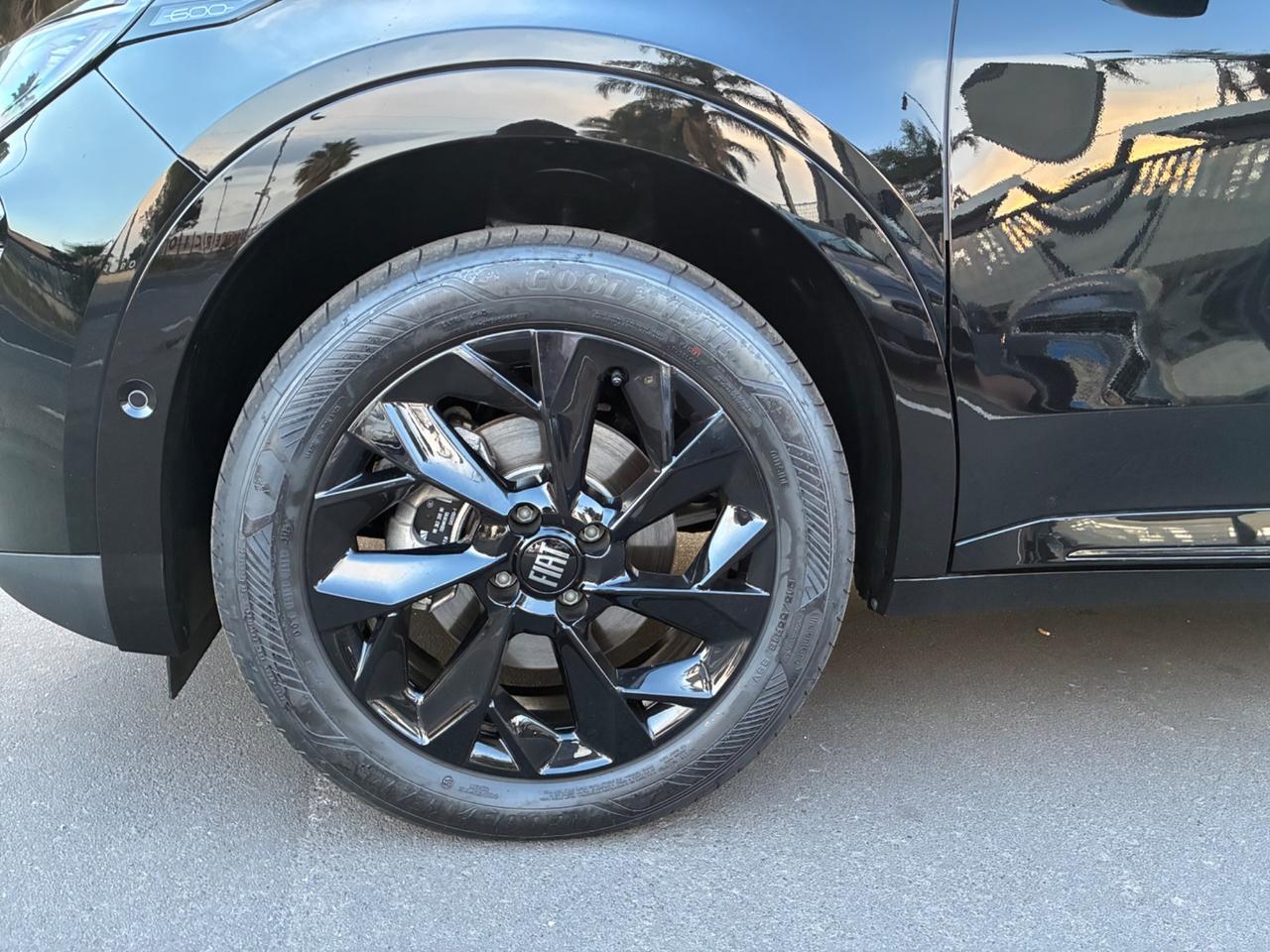 Fiat 600 Hybrid 145 CV DCT MHEV Sport KM 0 IVA ESPOSTA