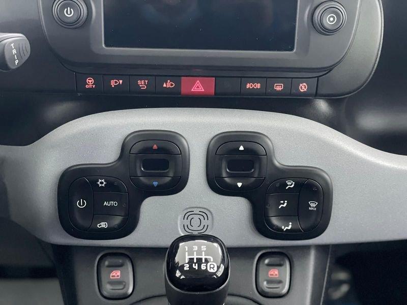 FIAT Panda Cross Panda 1.0 firefly hybrid City Cross s&s 70cv 5p.ti