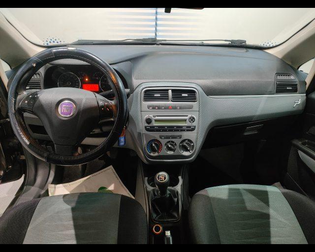 FIAT Grande Punto 5p 1.3 mjt 16v Active c/clima 75cv