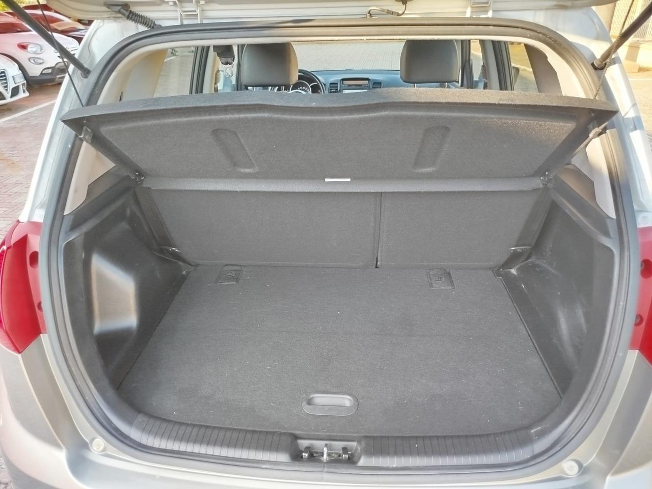Kia Venga 1.4 CRDi 90CV Cool
