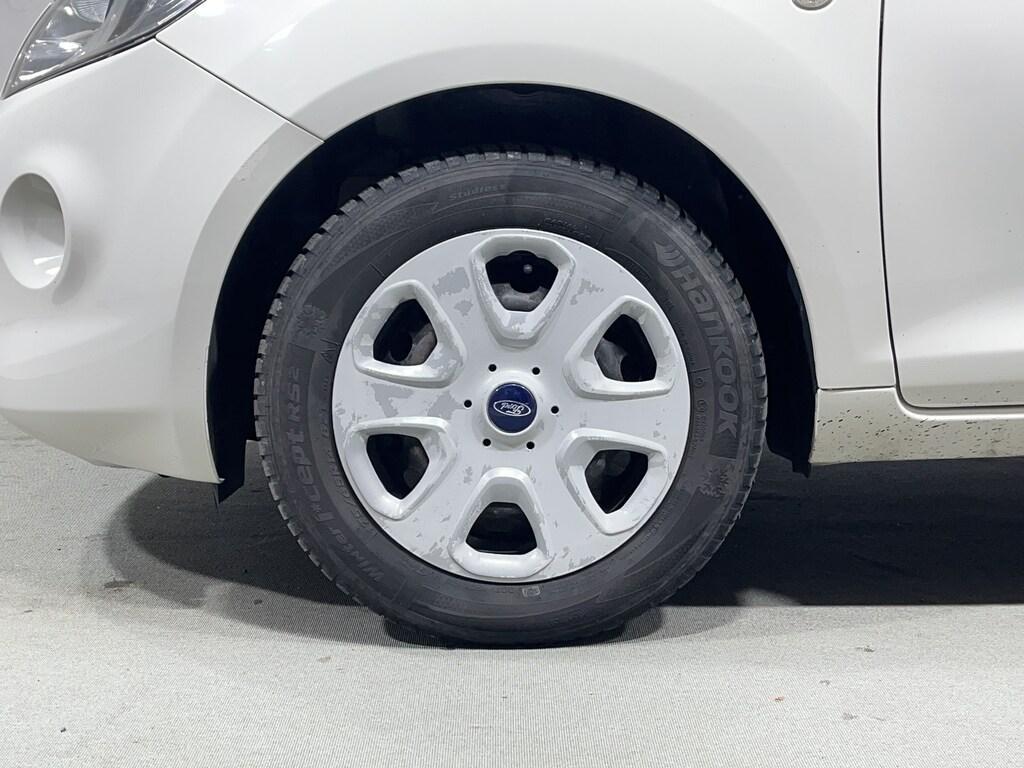 Ford Ka 1.2 + 69cv E6